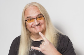 Bild: Sven Hieronymus - 50 Jahre lange Haare