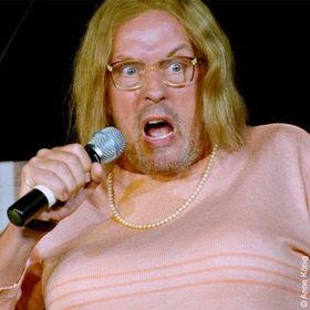 Bild: Luise Koschinsky - "Ein Pullover voll Frau"