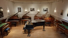 Solo im Clavier-Salon: Gerrit Zitterbart (Clavier) spielt Brahms & Berg