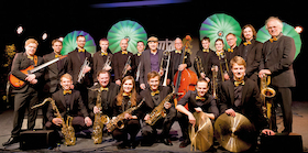 Bild: Dresden Bigband, Micha Winkler &  The Voices of Meißen