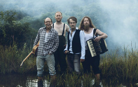 Bild: Gankino Circus - Bei den Finnen