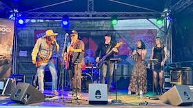 „Crazy Dogs“ cooler Boogie, Blues & Rock aus Berlin seit 1995