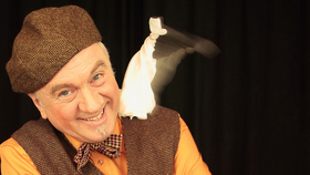 Bild: Zauberkünstler Juno und seine kleine Reise in das Land der großen Wunder