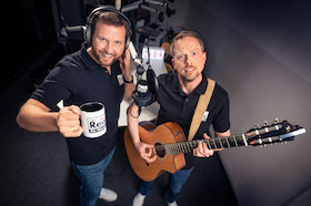 REIS AGAINST THE SPÜLMACHINE: Radio Reis – Die Hitwelle