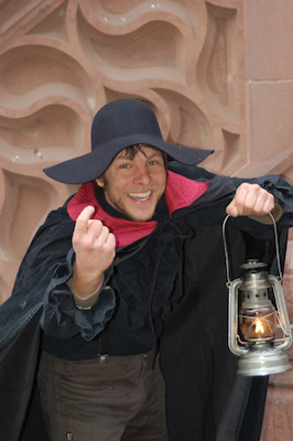 Bild: Historix-Tours: Drachen, Ritter, Gruselhaus - Eventtour mit Schauspieler