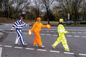 Bild: Verkehrsforschung von Esther Pilkington ab 5 Jahre - Im Rahmen von SPOM, dem internationalen Theaterfestival für junges Publikum, Tickets: www.kinderkinder.de