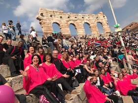 Bild: Weihnachtskonzert der Gospelchöre - Joy in belief