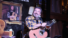 Bild: Gery Gerspitzer - Ein Lobgesang auf Fredl Fesl