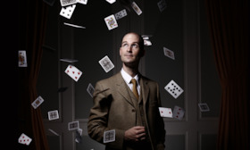 Bild: Pit Hartling - wirkt Wunder - Stand-Up Zauberei