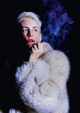 Bild: Lisa Eckhart - Ich war mal wer - Open Air