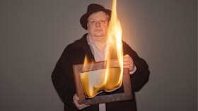 Bild: Deutschstunde - Biller in Flammen