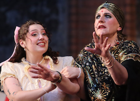 Bild: Bares, Rares - und weg war es! - Eine Kriminalkomödie