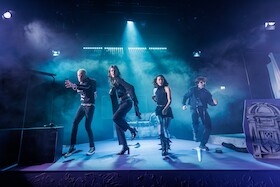 Bild: Historians say they were just friends. Eine Ode an Butches, Dykes, Femmes und Queers /UA - Phin Mindner / 15+