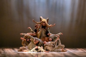 Bild: Introdans (NL) - Mit den Choreographien In Memoriam und Fall