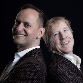 Bild: Jo van Nelsen - mit dem Programm: "Jetzt kommt das Wirtschaftswunder"