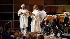 Bild: Münchner Rundfunkorchester - Klassik zum Staunen - Engel auf Reisen - Frieda und Stulle im Weihnachtsfiebe