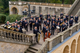 Bild: Hits der 80er - Das Landespolizeiorchester Brandenburg surft auf der "Neuen Deutschen Welle"