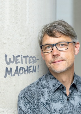 Bild: Christoph Sieber - "Weitermachen!"