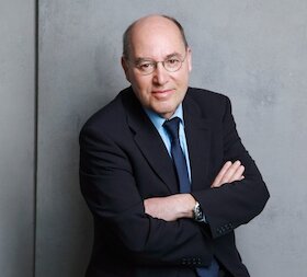 Bild: Lesung mit Dr. Gregor Gysi
