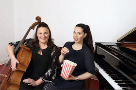 Bild: REBECCA CARRINGTON & MARTINA COLLI - Music @ The Movies