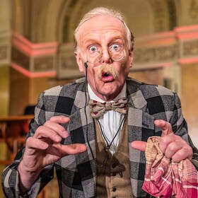 Bild: Eine Feuerzangenbowle