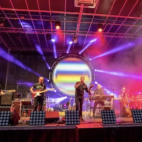 Bild: YET ANOTHER FLOYD - Die größten Hits von Pink Floyd mit Band & Streichorchester!