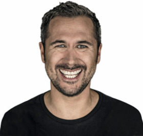 Bild: Andy Ost "Zwischen Wahnsinn und Wahrheit"