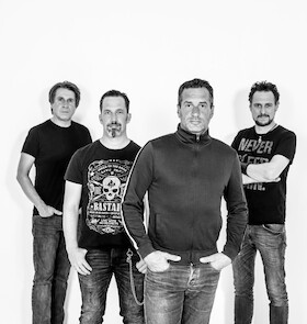 Bild: PFUND - mitreißende Rock-Show vom Allerfeinsten