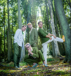 Bild: MAYBEBOP - Vier Typen. Vier Mikrofone. Sonst nichts.