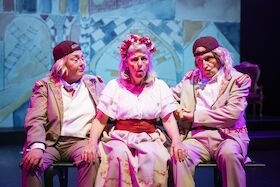 Bild: "Leonce und Lena" Seniorentheater Düsseldorf