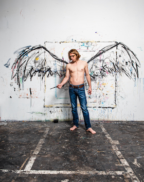 Bild: Blonder Engel: Lieder, die lustig sind und manchmal ein bisserl traurig, aber das ist okay - Kleinkunst