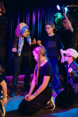 Bild: The Point of Ukraine & Theaterstudio Syayvo: Die Märchenwelt von Hans Christian Andersen