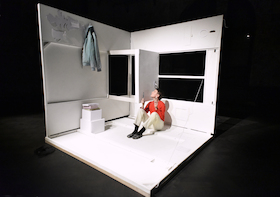 Bild: Zimmer | Rooms - Gastspiel von Jo Posenenske