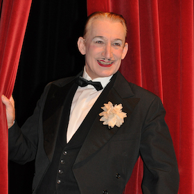 Bild: Ein Abend mit Robert Kreis! - Mit Charme, Eleganz und Wortwitz in die „Goldenen Zwanziger Jahre“.