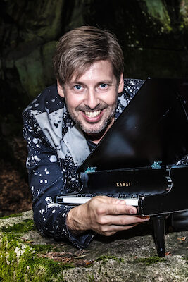 Bild: 8. Kultursalon on Tour - Kult-Mix-Show mit Daniel Helfrich