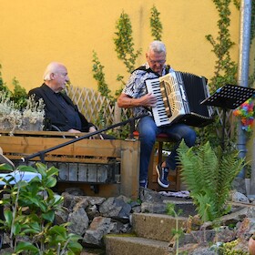 Bild: Sommergspritzter 2026 im TAM-Garten - Spritziges und Witziges zum Sommerbeginn