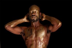 Bild: Becoming My Body