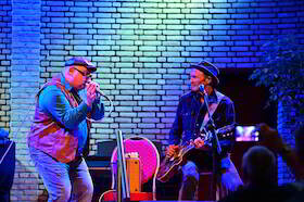 Bild: Abi Wallenstein & Chris Kramer - ,,A Magical Blues Night''
