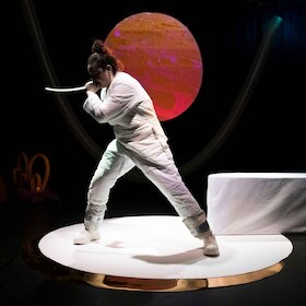 Bild: MUSK ON MARS - Eine interaktive, interplanetare Gerichtsshow mit dem reichsten Mann der Welt