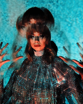 Bild: SUZAN KÖCHER'S SUPRAFON - D) - Dream-Pop/Indie/60s Vibes