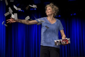 Bild: Anna Schäfer - Schlafende Hunde