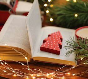 Bild: Weihnachtsgeschichten und Bilderbuchkino für Kinder