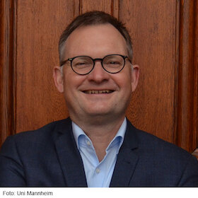 Bild: Philipp Gassert - Die bipolare Nation