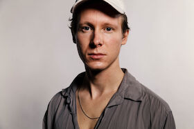 Bild: cicuits - put together by Paul Janoschka // feat: Neza, Mario Angelov, Zoltán Fekete