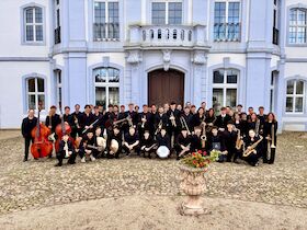 Bild: Konzert LJO Rheinland-Pfalz - Musikalische Leitung Claudia Döffinger