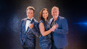 Bild: ROCK meets SCHLAGER - das Multimedia-Konzert live im Ohnsorg-Theater