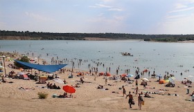 Bild: Strandbad Langener Waldsee 2026 - Das Ticket berechtigt zum einmaligen Eintritt in das Bad. Kein Wiedereintritt möglich.