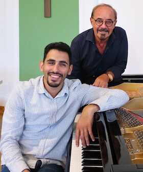 Bild: Brücken bauen - Musik trifft Literatur - Eine Begegnung mit Tiefe und Emotion