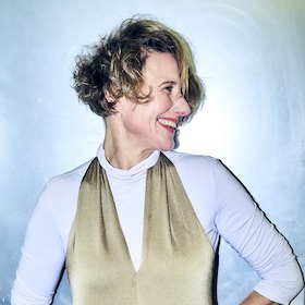 Bild: Meike Rötzer erzählt Jane Austens "Stolz und Vorurteil"