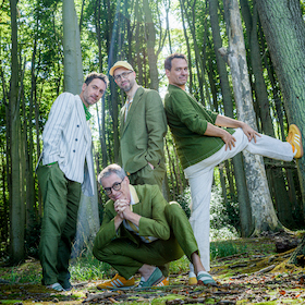 Bild: MAYBEBOP - Vier Typen. Vier Mikrofone. Sonst nichts.